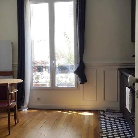 Charming Apt Near The St Martin Canal